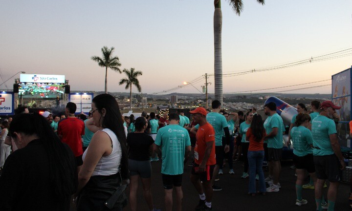 Barão de Mauá patrocina 7ª Flashback Night Run