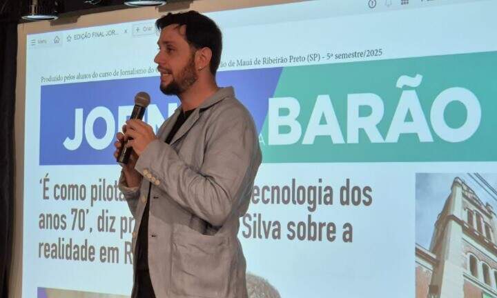 Lançamento da nova edição do Jornal da Barão reúne alunos, professores e jornalistas